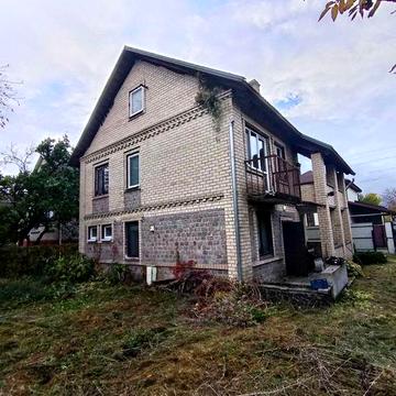 Будинок в с. Зазимя