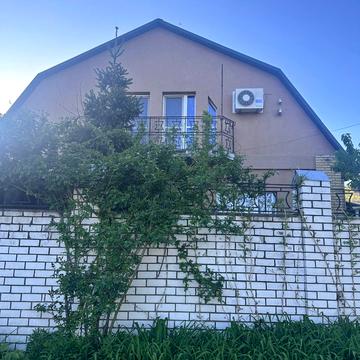 Лабораторна вул., 16