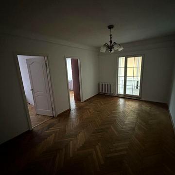 Продаж 3 кім.квартири 61,4 м2 + 2-х кім. гараж по вул. Івасюка