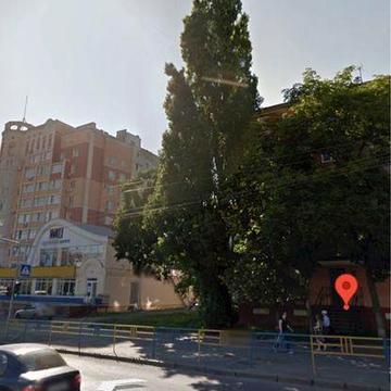 Продам 2-х комнатную квартиру Пр. Победы 120, центр 5 углы, под ремонт
