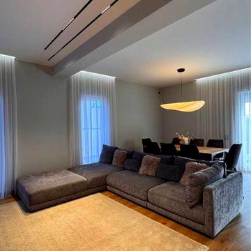 Продаж неймовірно вишуканого будинку