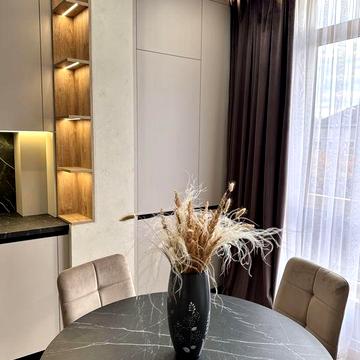 Продаж 1к квартири Авторський ремонт , краща локація.