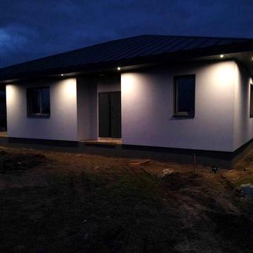 Окремий будинок в шикарному тихому місці. Київ 25км Поряд озеро, ліс.