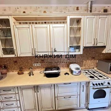 Карпатська вул., 17/17