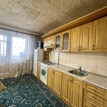 Продам 1к квартиру м. Холодная Гора, площадь 43 метра