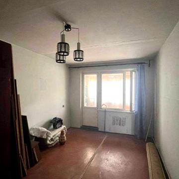 Продається 3-кімнатна квартира в районі Росвигово.