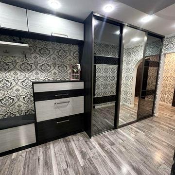 Квартира трьох кімнатна