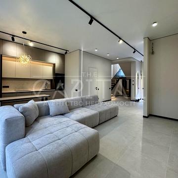 Виноградна вул.