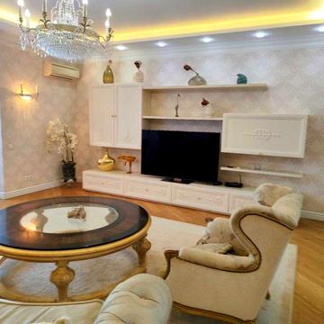 Оренда 3-к 157 кв.м. Коновальця 44А. м. Печерська 5 хв. Без %