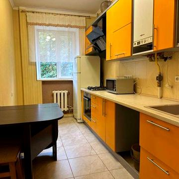 Довгострокова оренда 3 к кв на Замості