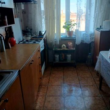 Продаю трьох кімнатну квартиру в центрі міста