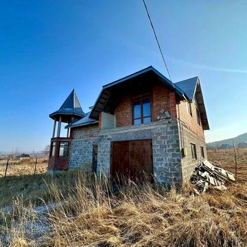 Продається будинок у с.Попелі біля м.Борислав