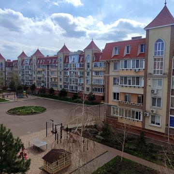 Приміська вул., 1