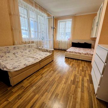 Карла Мікльоша вул., 11