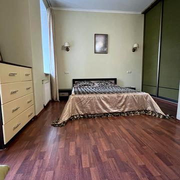 Олеся Гончара вул., 55
