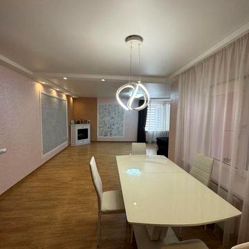 Продам шикарную большую квартиру в городе Самар