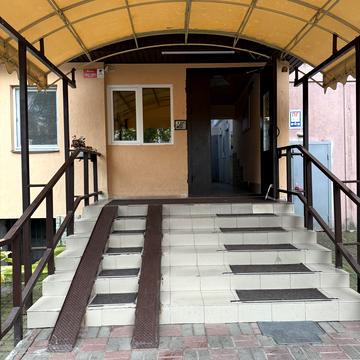 Олени Пчілки вул., 4