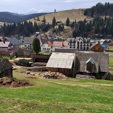 Поляниця, Надвірнянський, Івано-Франківська область 265000.0 USD
