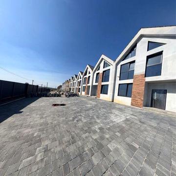 Продаж котеджів ! 3+ те що треба!