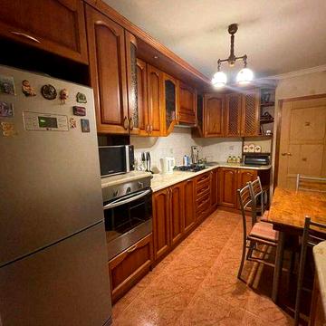 Продам 3-х комнатную квартиру ул. Автозаводская