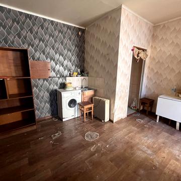 Москалівська вул. (Жовтневої Революції), 62