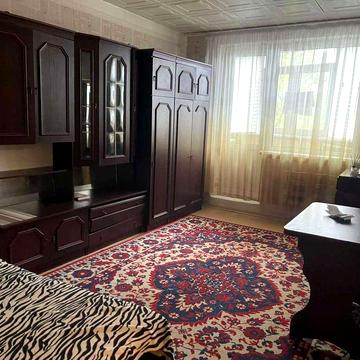 Продам 1 к.кв в самом центре города Чугуев.