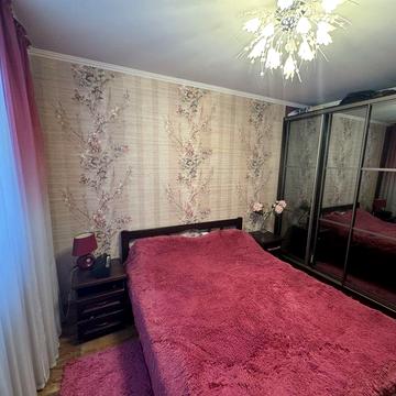 Квартира з ремонтом і меблями