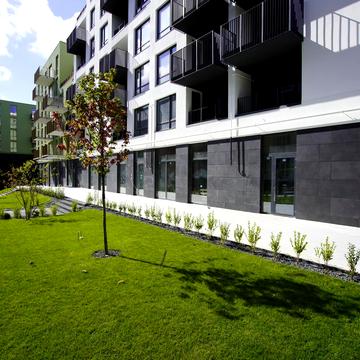 Пасічна вул., 166