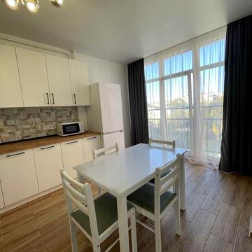 Реальна вже вільна ! Оренда 2 кім.Квартири в жк Семицвіт (Шевченка 60)