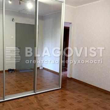 Ясинуватський пров., 11