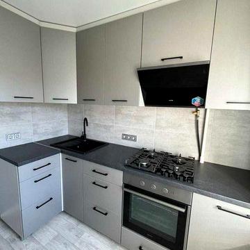 Затишна 1-кімнатна квартира вул. Сержа Лифаря 17а,