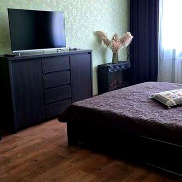 Продам отличную 1к. Кв. на Алексадра Поля (Кирова)