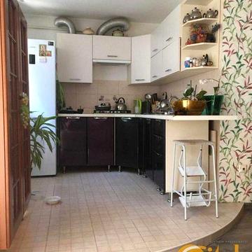 Продаж 2 кімнатної квартири, вулиця Перемиська