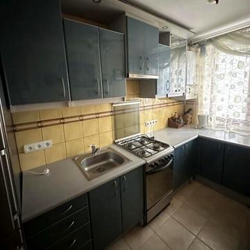 Дубовецька вул., 4