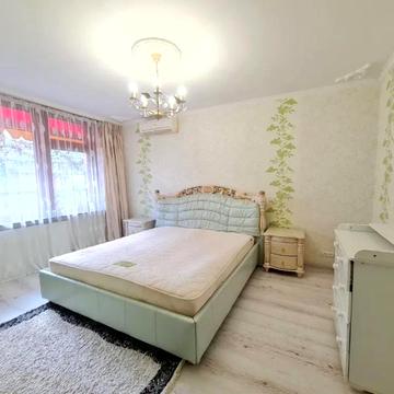 Левітана вул., 15