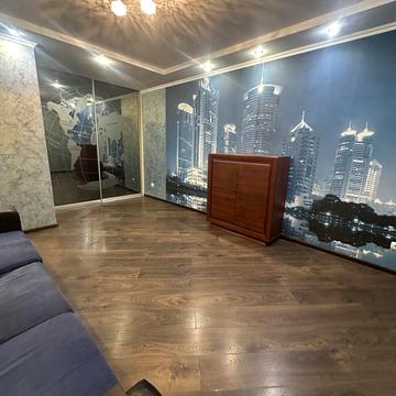 Болгарська вул., 37
