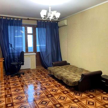 Сдаётся однокомнатная квартира в районе Соляные