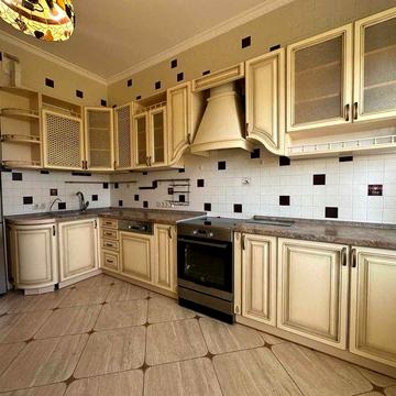 Здам 2кімн метро Чернігівська, вул. Хоткевича, новобудова