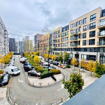 Салютна вул., 2к18