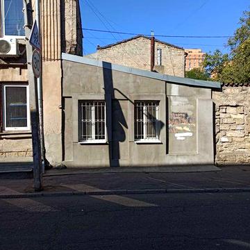 Продам квартиру со своим двориком, Молдаванка