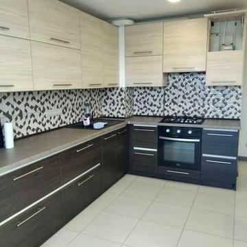 Сдам 2 комнатную квартиру на Вильямса 59к. Газ. Генератор.