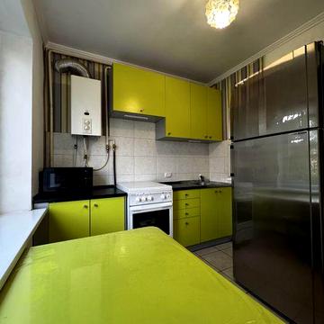 Продаж 2-кімнатної квартири на вул. Перемоги 23