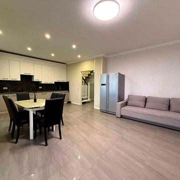 Оренда 2-во рівневої квартири в новобудові просп. Ч. Калини