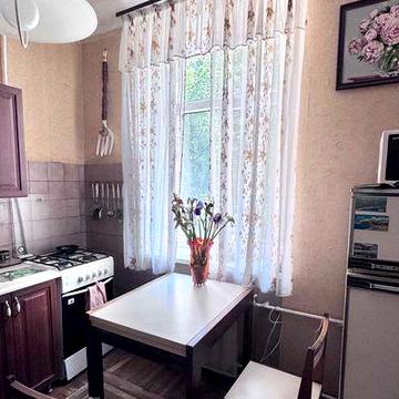 Продаж М Політех, вул Зоологічна 6, 2кімн 54,3м2, сталінка 2/5 пов