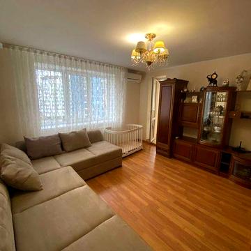 Продається 2кв біля Парку Шевченка