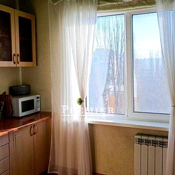 Продам однокімнатну квартиру на Добровольського