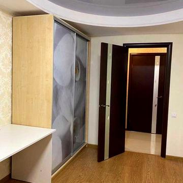 2 кімнатна комунальна квартира вул. Р.Ратушного, м. Олімпійська