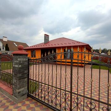 Святкова вул.