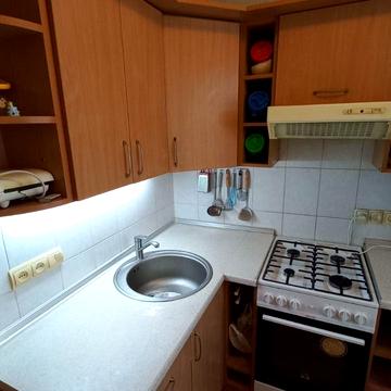 Володимира Антоновича вул. (Свердлова), 30/32