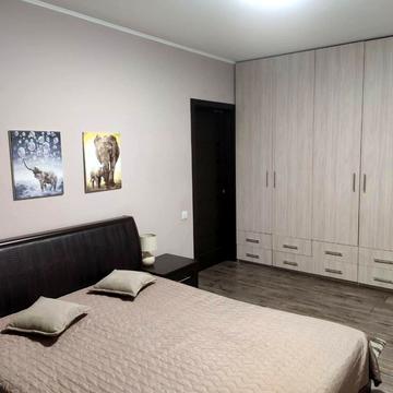 Урлівська вул., 30